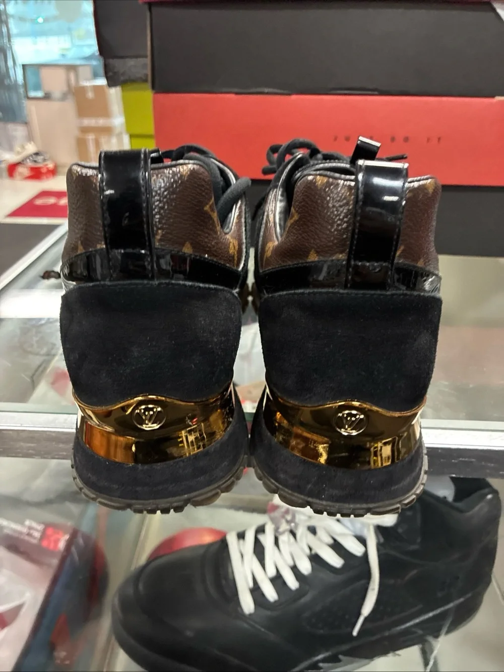 Louis Vuitton louis vuitton
